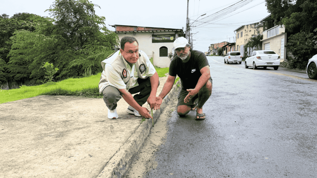 Vereador Raiff Matos busca melhorias em bairros de Manaus - Foto: Jerônimo Guarlott / Assessoria parlamentar